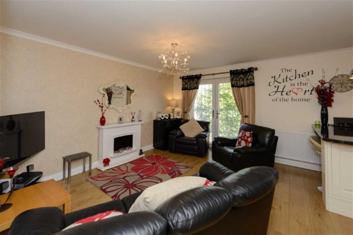 Lucy Road, Neath, West Glamorgan - Photo 11